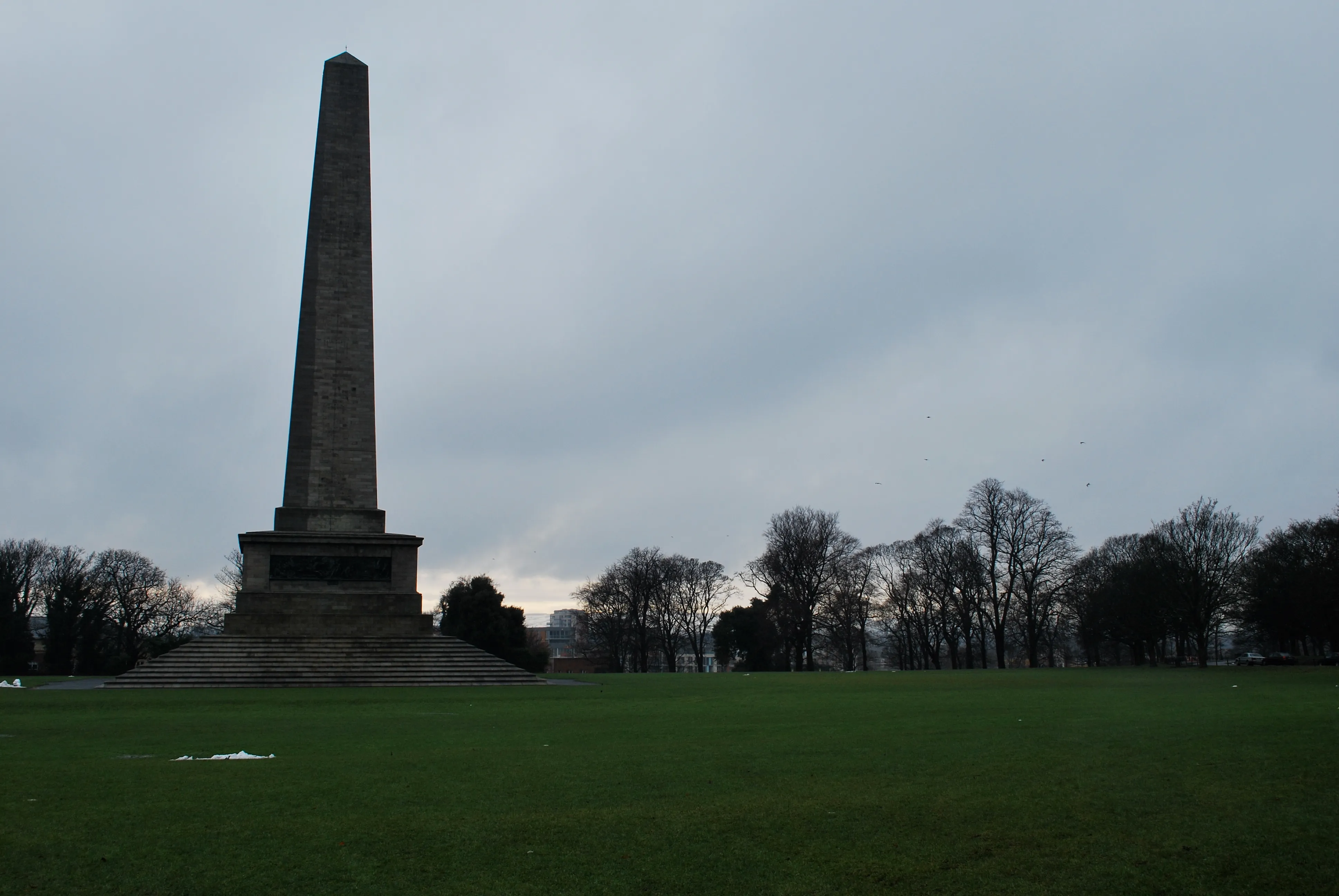 Phoenix park monument